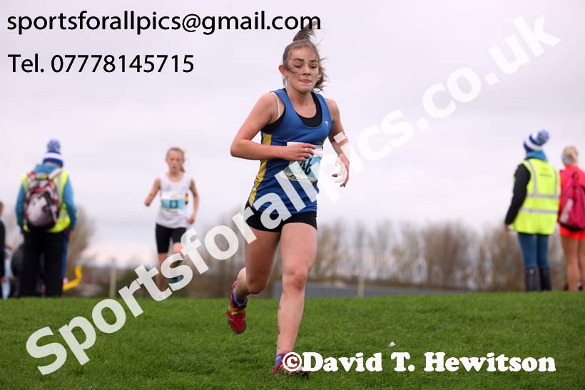 Girls under-13s, Sherman Cup and Davison Shield, Temple Park, South Shields. Photo:  David T. Hewitson/Sports for All Pics